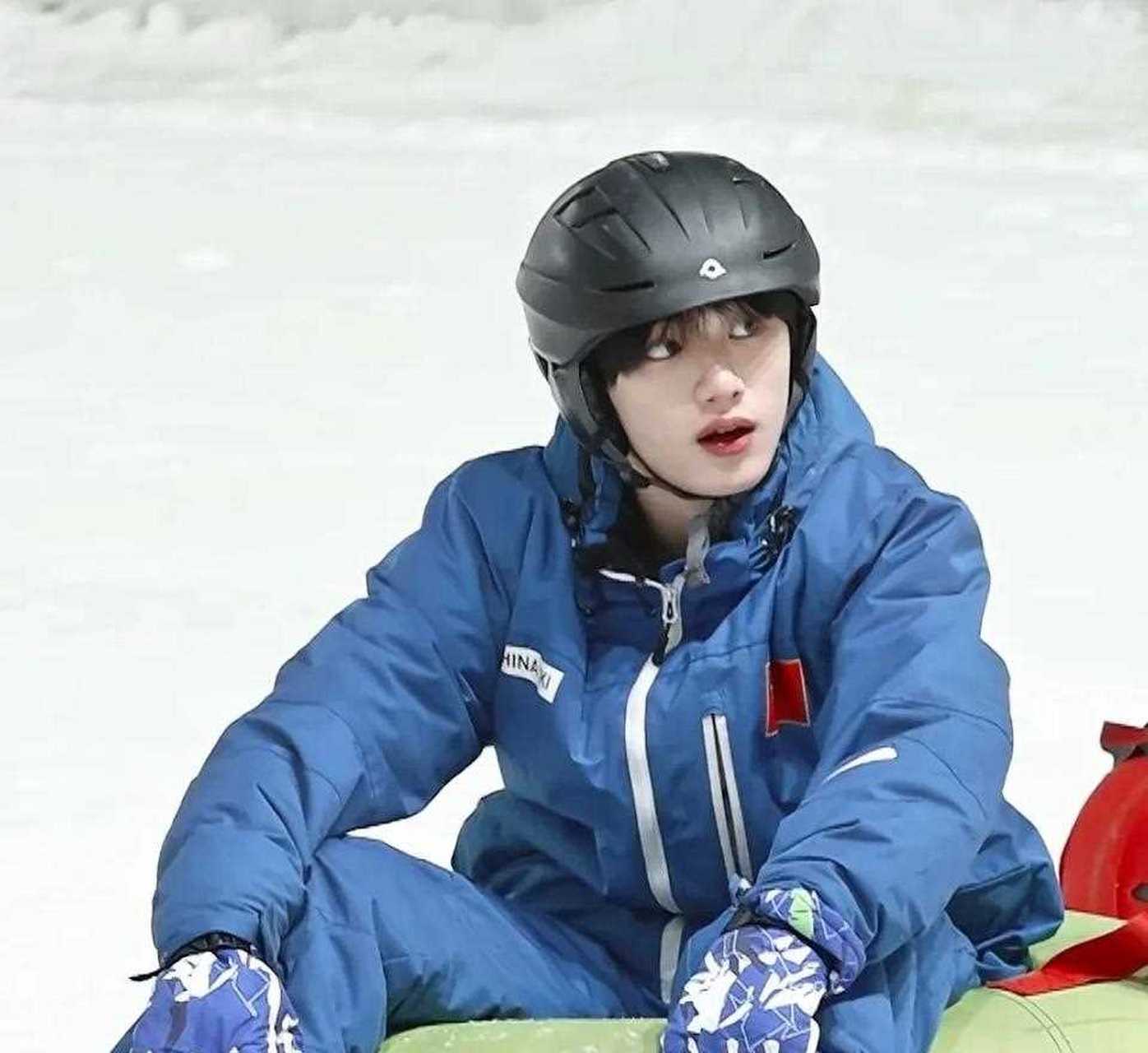 滑雪综艺(滑雪综艺 2025)